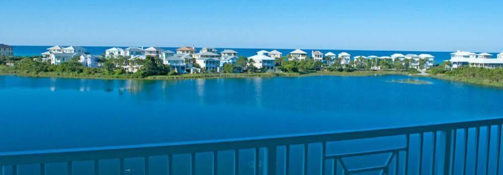 Carillon Beach Resort Inn Розмари Бийч Екстериор снимка